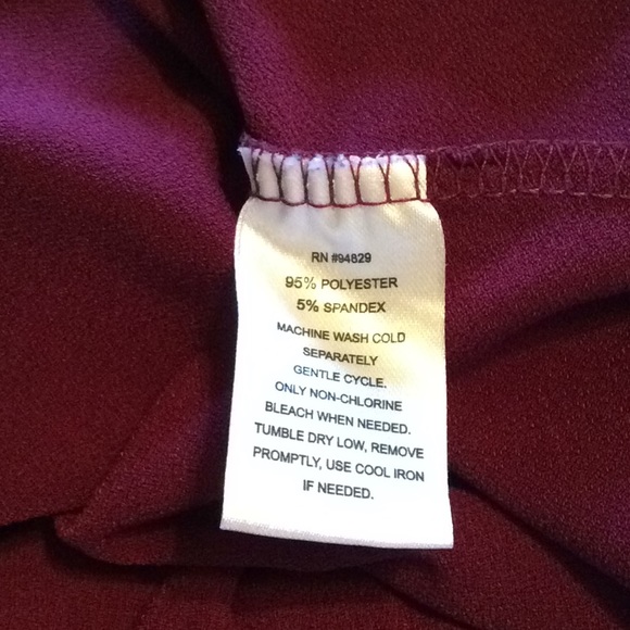 New Directions Wine Colored Top - Picture 4 of 4